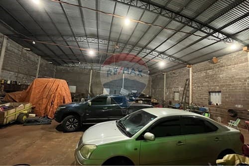 "Depósito con Casa en Barrio Buen Jesús, ¡Ideal!" — foto 4