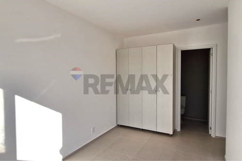 Exclusivo departamento en venta en Luque, foto 3