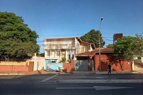 2 casas sobre la avda. Gral. Santos — foto 2