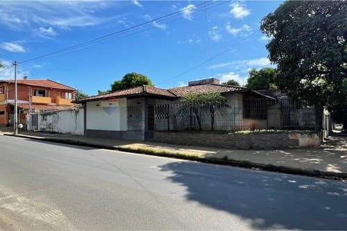 Casa en alquiler - villa aurelia