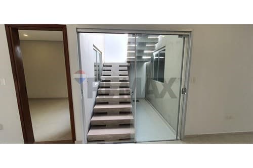 a estrenar Dúplex en Lambaré — foto 4