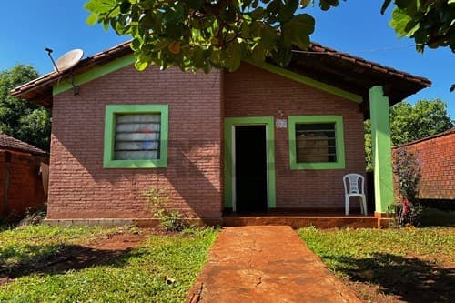 Casa en Arroyo Porã, ¡Ideal para invertir!