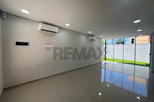 De dúplex en esquina – zona yacht — foto 3