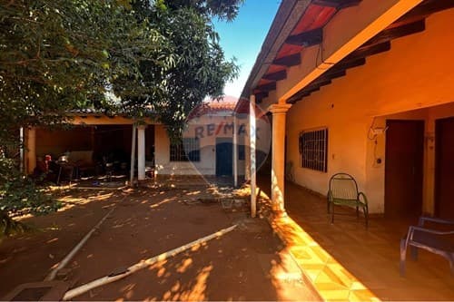 En Venta casa en San Lorenzo a minutos del centro