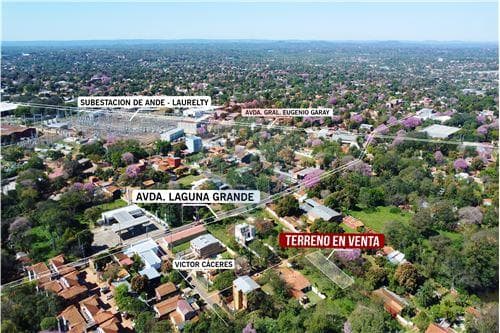 En venta terreno a una cuadra de Laguna Grande — foto 5