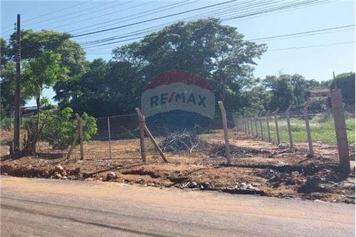 En venta importante terreno en Villa Elisa — foto 2