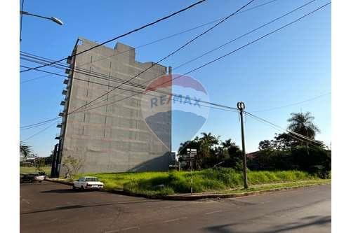 Oportunidad única de inversión en esquina — foto 5