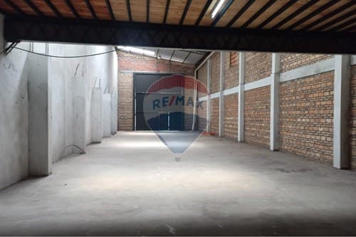 Vendo tinglado en San Lorenzo!