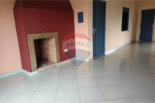 Departamento s/ m.ortiz guerrero — foto 2