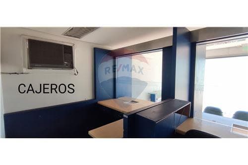 Venta local comercial amoblada en la paz