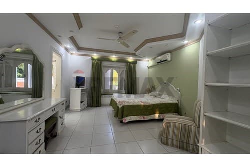 EN VENTA Casa en el Corazón de Ycua Satí — foto 4