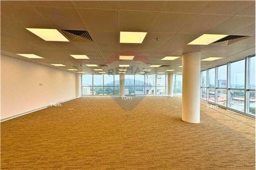 Espectacular Oficina en Venta, PARKPLAZA, Manorá