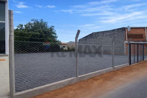 Espacio Comercial 400 m² en Esquina Estratégica — foto 2