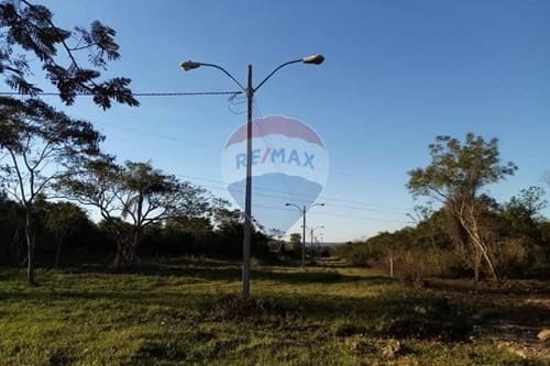 ¡Terreno en Ypacaraí: 375 m² para tu hogar! — foto 2
