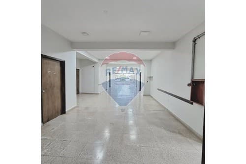 Edificio en alquiker - Cambyretá — foto principal