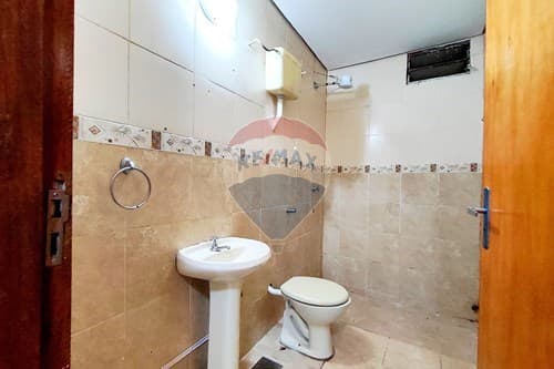 Terreno en esquina en barrio residencial — foto 3