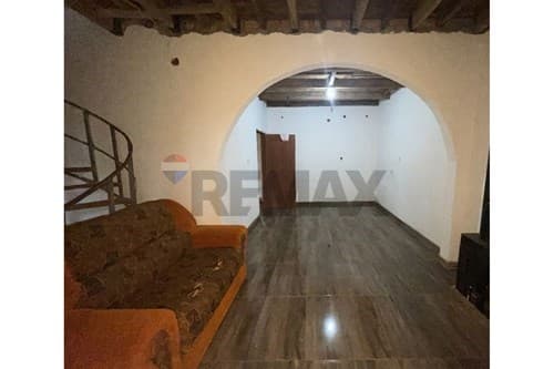 Casa de dos pisos a terminar en venta, foto 3