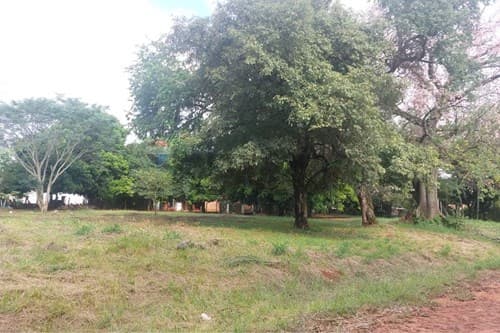 Vendo terreno en Takuruty Villeta