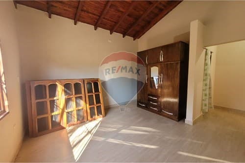 Move Into Your Dream Home in Caaguazú! 🏡✨ — foto 5