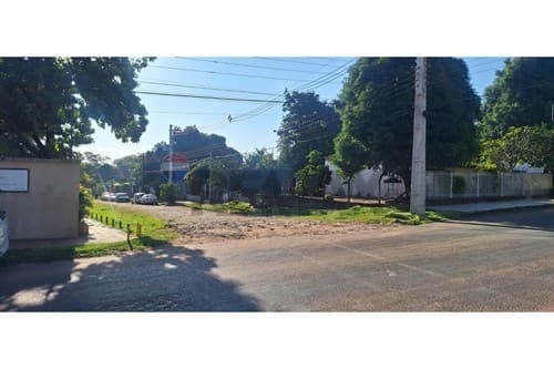 Terreno a cuadras de petropar — foto 3