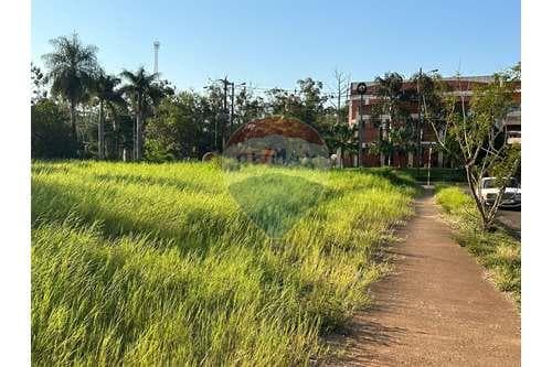 Oportunidad única de inversión en esquina — foto 4