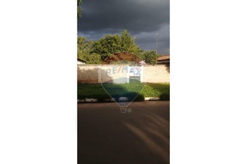 Terreno en venta centro de Guarambaré