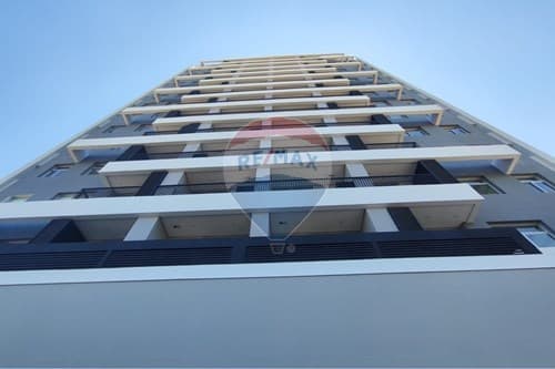 Venta departamento en centric felix bogado