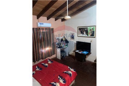 Casa con amplio patio en Luque — foto 5