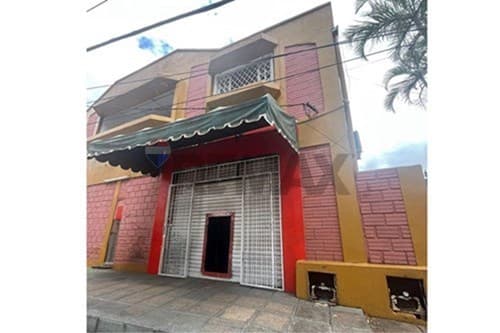deposito con pequeño salón — foto 4