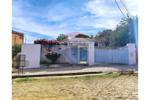 Casa de 4 hab. En suite, bo. Santa lucia lambare, foto 2