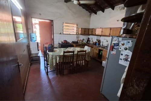 En Venta Propiedad en Barrio Bernanrdino Caballero — foto 3