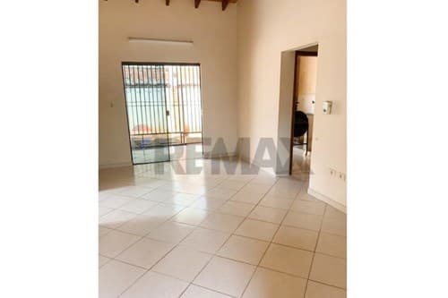 Casa en Villa Elisa: Zona Estratégica Tres Bocas — foto 3