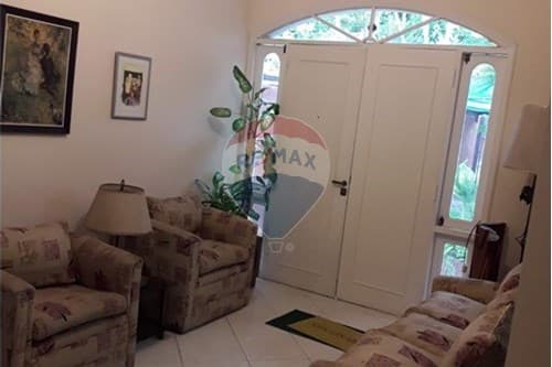 – casa - barrio Jara — foto 2