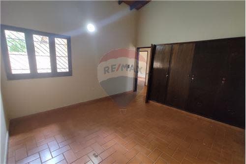 Casa + 2 duplex pareados - tercer barrio de Luque — foto 4