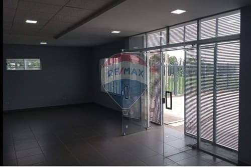Local comercial en ypane — foto 4