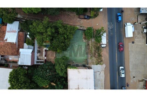 Vendo terreno sobre Avenida Defensores del Chaco