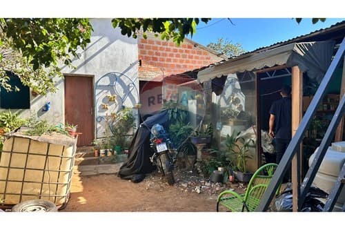 Terreno con construccion en Luque — foto 4