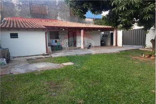 Terreno en esquina 12 X 32 Fernando de la Mora — foto 3