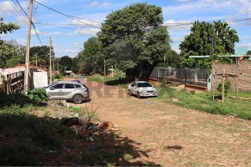 Casa en Villa Elisa barrio mbocajaty — foto 2