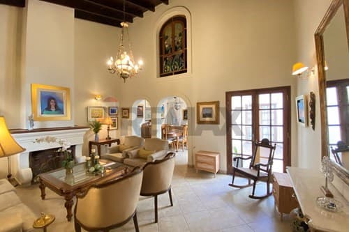 En venta casa - arquitectura colonial atemporal, foto 3