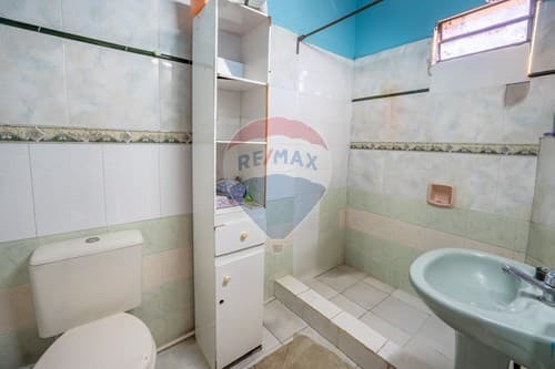 En venta casa de dos plantas - lambare — foto 5