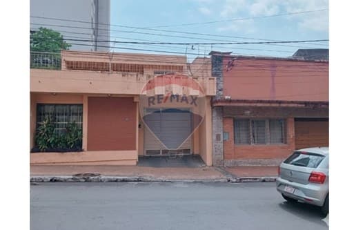 Casa de Dos Plantas en Venta - Barrio Pettirossi — foto 2