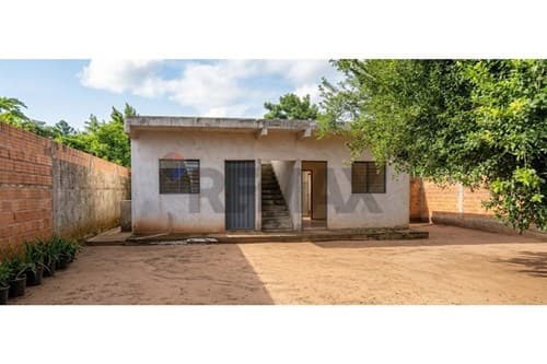 Casa en Venta con Amplio Terreno en Capiatá — foto 4
