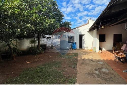 Hermosa Casa en Luque zona 4to Barrio — foto 1