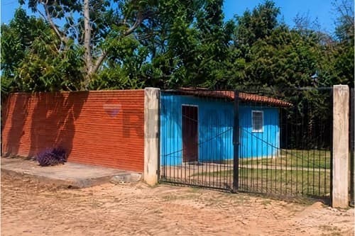Venta casa en Luque, ideal para refaccionar!