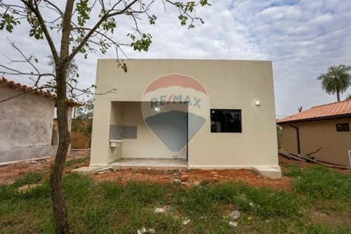 Casa en san miguel, itaugua — foto 3