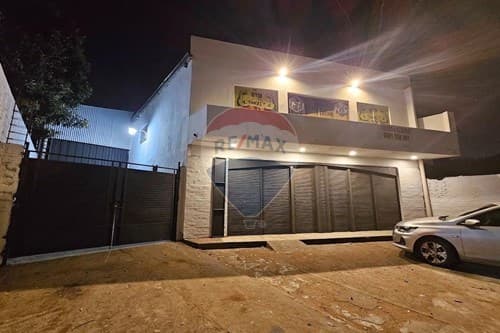 Baja de precio -depósito 370 m2 - Villa Elisa