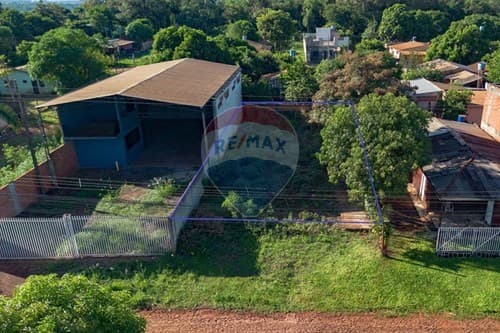 "Terreno Ideal para Tu Futuro Hogar"