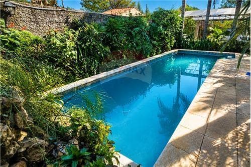 Venta - mansion - paraguay - zona laguna grande