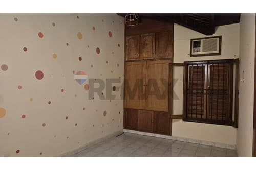 Amplia residencia en alquiler en Lambaré — foto 4
